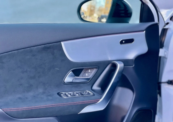 Mercedes-Benz Klasa A cena 185900 przebieg: 5000, rok produkcji 2023 z Warszawa małe 172
